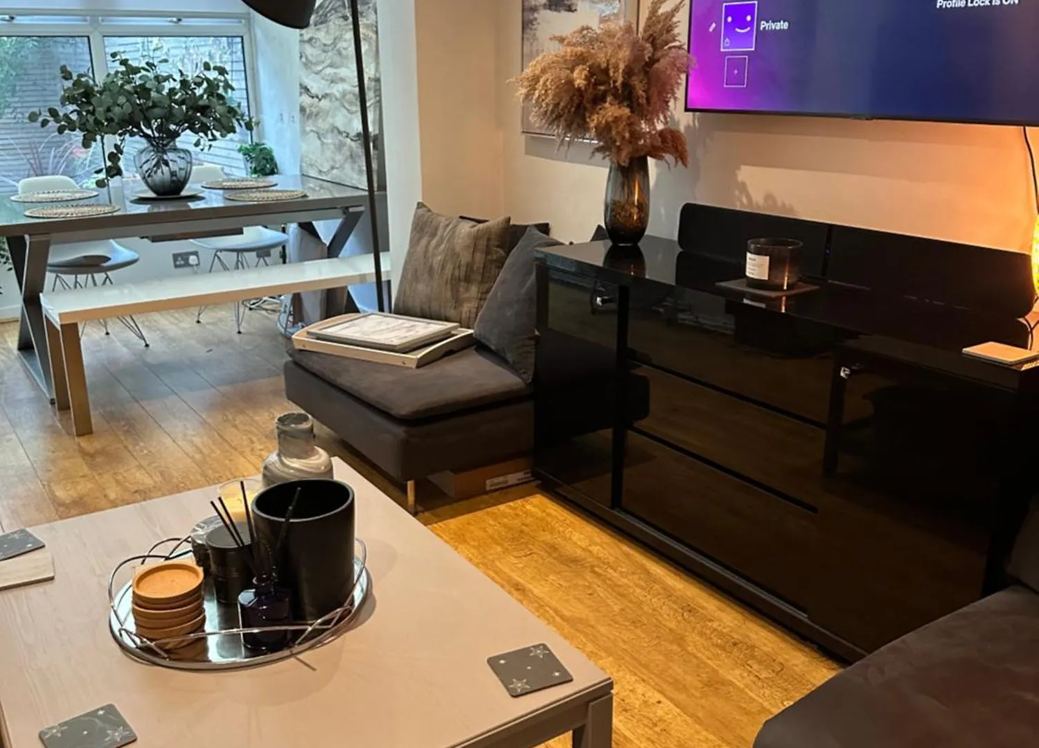 1 Bedroom Spacious And Private Home London Apartment